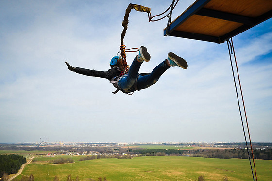 Saut à l'élastique