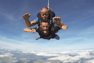Saut en Parachute en tandem proche de Maubeuge (59)