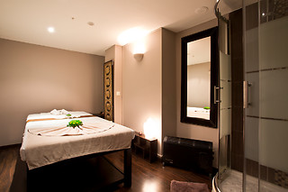 Modelage thaï pour 2 chez Lôk Siam Spa Alésia à Paris (75014)