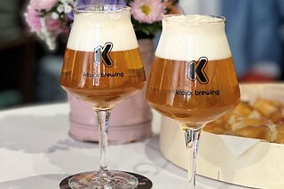 Une dégustation de bières en duo chez Klaxx Lab à Lille (59)