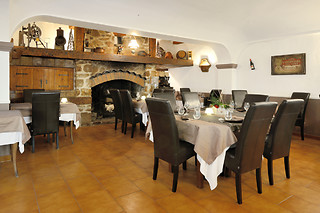 Un repas pour 2 à l'Hostellerie du Moulin de la Sambuc à Saint-Zacharie (83)