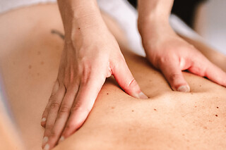 Massage relaxant chez "L'Onde Zen" à Quint-Fonsegrives (31) - Massage relaxant personnalisé - 1h30