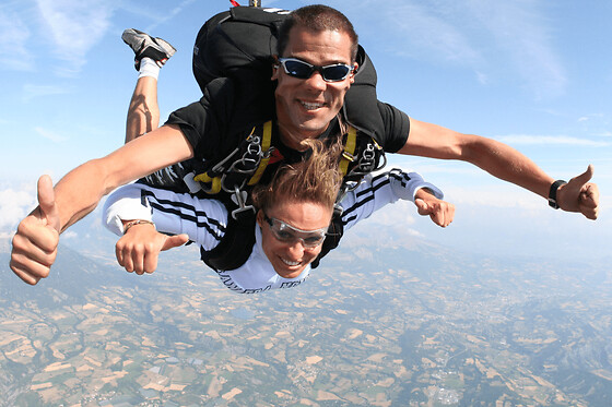 Saut en Parachute en tandem à Tallard (05) - Semaine