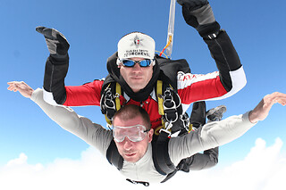 Saut en Parachute en tandem à Tallard (05) - Semaine