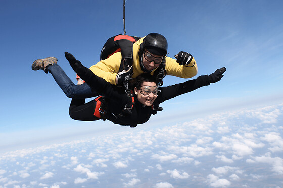 Saut en Parachute en tandem à Péronne (80) - Week-end et Jours Fériés