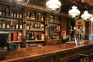Dégustation de whisky à La Cave du Doyenné à Angers (49)