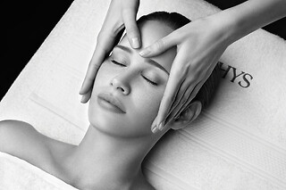 Un massage du corps personnalisé à L'Institut Sothys à Paris (75008)