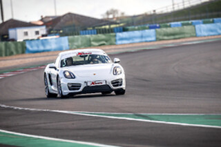 Pilotage d'une voiture de course - Extrem Cars - Circuit des Ecuyers (02)