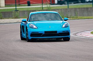 Duo Porsche Cayman S 718 / Ferrari 488 GTB (2x2 tours) sur le Circuit du Bourbonnais (03)