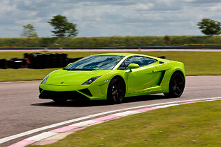 Découverte Lamborghini Gallardo LP-560 (5 tours) sur le Circuit de Nogaro (2.2km)