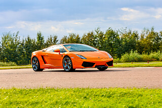 Découverte Lamborghini Gallardo LP-560 (5 tours) sur le Circuit de Nogaro (2.2km)