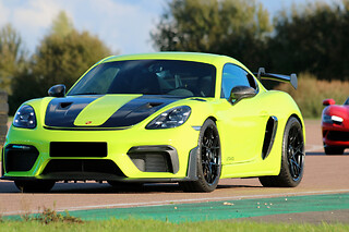 Découverte Porsche Cayman 718 GT4 RS (6 tours) sur le Circuit de Clastres (02)