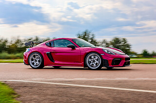 Découverte Porsche Cayman 718 GT4 RS (6 tours) sur le Circuit de Clastres (02)