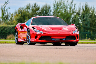 Découverte Ferrari F8 Tributo (4 tours) sur le Circuit de la Ferté Gaucher (2.0km)