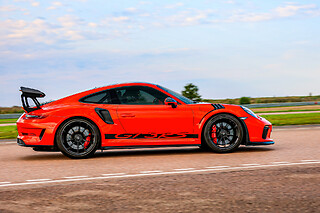 Découverte Porsche 991 GT3 RS (3 tours) sur le Circuit de Clastres (02)