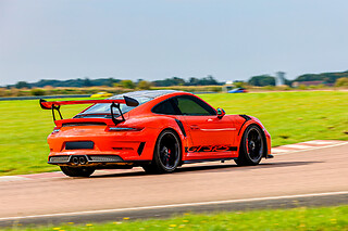 Découverte Porsche 991 GT3 RS (3 tours) sur le Circuit de Clastres (02)
