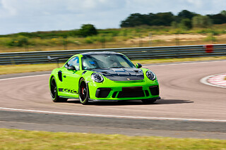 Découverte Porsche 991 GT3 RS (3 tours) sur le Circuit de Clastres (02)