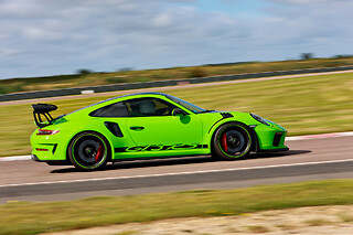 Découverte Porsche 991 GT3 RS (3 tours) sur le Circuit de Clastres (02)