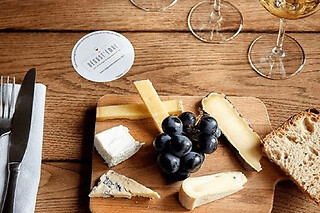 Atelier oenologique "Accords vins & fromages" à Rennes