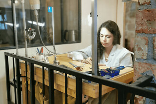 Atelier création d'une bague avec pierre semi-précieuse à Paris