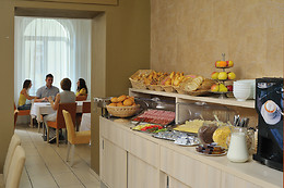 Star City Hotel