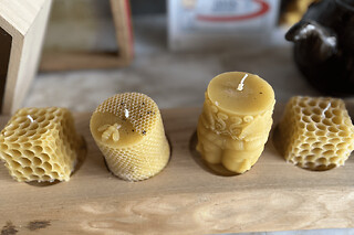 Atelier bougies en cire d'abeilles à Bois-Anzeray (27)