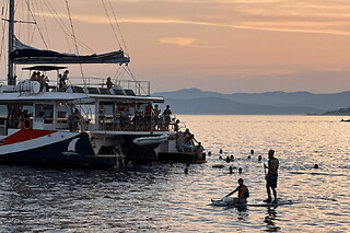 Soirée catamaran en mer depuis Saint-Raphaël (83)