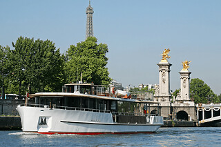 Croisière pause gourmande sur la Seine par Les Vedettes de Paris