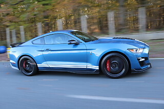 Découverte Ford Mustang Shelby GT500 (6 tours) sur le Circuit du Bourbonnais (03)