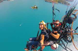 Baptême de l'air en parapente à moteur à Crots (05) - Vol Panoramique - 30 mn