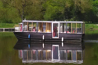 Nuit pour 4 dans la péniche électrique L'électron libre à Trignac (44)