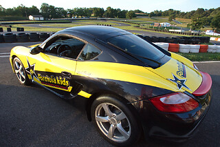 Stage de Pilotage Enfant proche d'Aix-en-Provence (13) - Porsche Cayman - 2 Tours