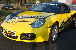 Stage Pilotage Enfant en Porsche Cayman à Trappes (78) - Porsche Cayman - 8 Tours
