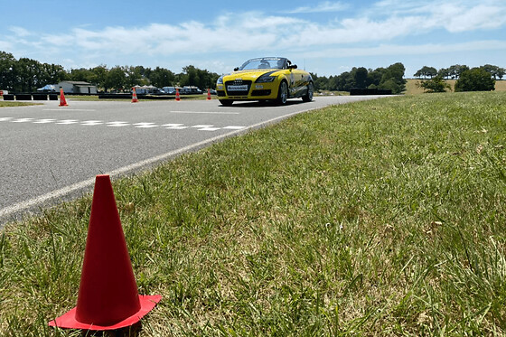 Stage Pilotage Enfant en Audi TT à Nantes (44) - Audi TT - 2 Tours