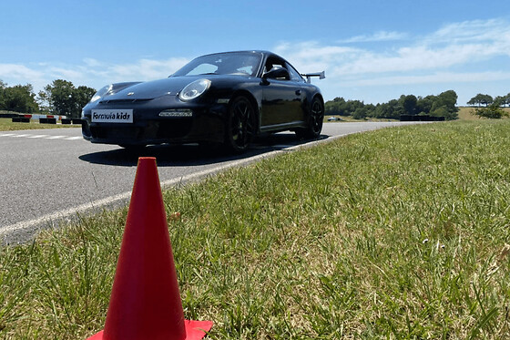 Stage Pilotage Enfant en Porsche 992 GT3 en Vendée (85) - Porsche 992 GT3 - 5 Tours