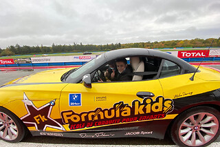 Stage de Pilotage Enfant en BMW M2 en Vendée (85) - BMW M2 circuit de Fontenay-le-Comte - 5 Tours