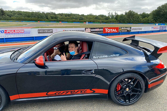 Stage Pilotage Enfant en Porsche 992 GT3 à Trappes (78) - Porsche 992 GT3 - 4 Tours