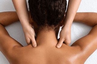Massage corps à Paris 11ème Charonne - Massage corps entier avec gommage