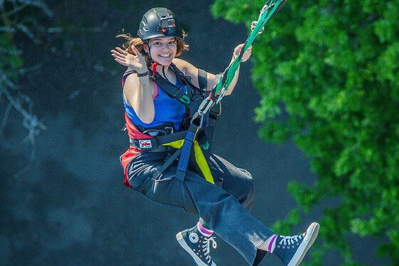 Saut pendulaire sur corde au Viaduc de la Souleuvre (14) - Saut Duo